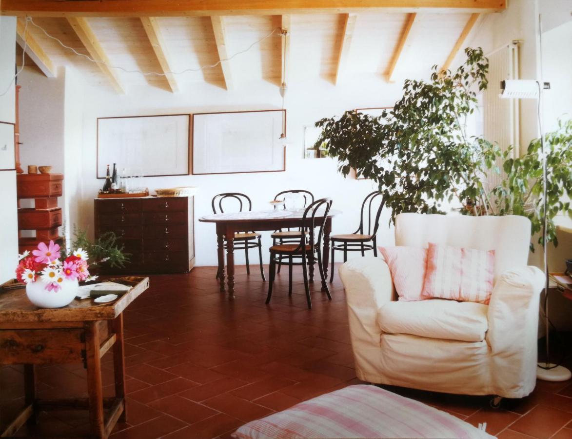 Cottage La Casa Del Pittore Reggimonti Экстерьер фото