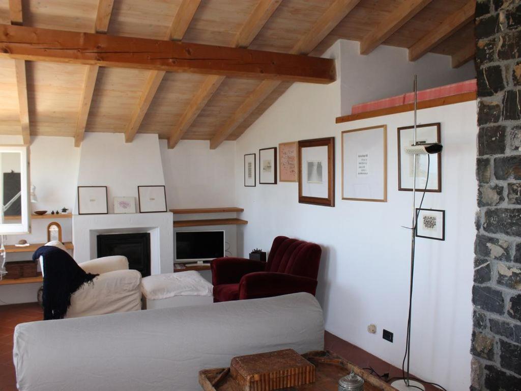 Cottage La Casa Del Pittore Reggimonti Экстерьер фото